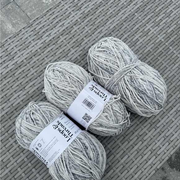 Loops & Threads Skinny Chenille Yarn - Picture 3 of 3